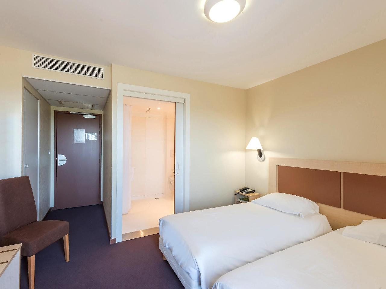 Cit'Hotel Talencia Thouars Ngoại thất bức ảnh